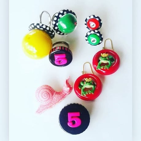 飛びだす！カエルの王子様ピアス