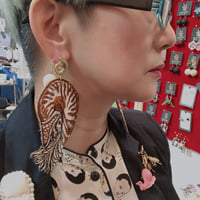 片耳【大ぶりなのに驚くほど軽いシリーズ】オウムガイ