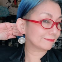 ぐるぐるうずまきフックの迷走ピアス