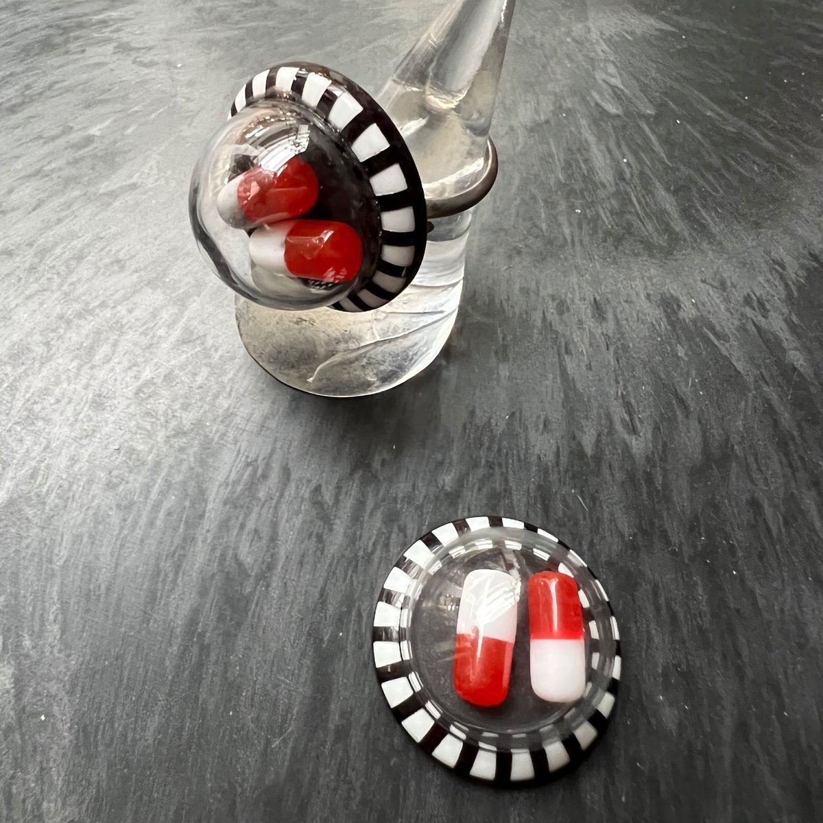 す*れ様 幾何文なつめ形氷コップ キズあり 和ガラス 商品ご紹介 氷