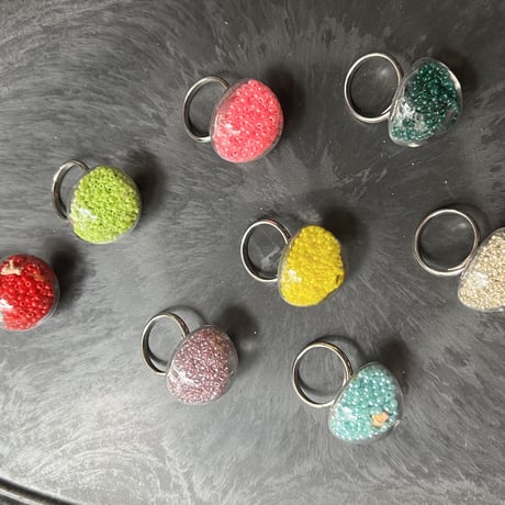 luckyPig入りシャカシャカドームリング 大