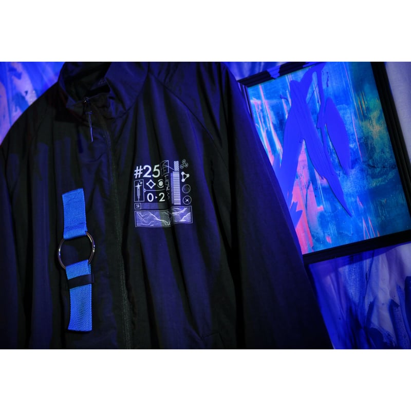 限定販売】幽かに咲く蒼のハイネックジャケット | 歪hizumi