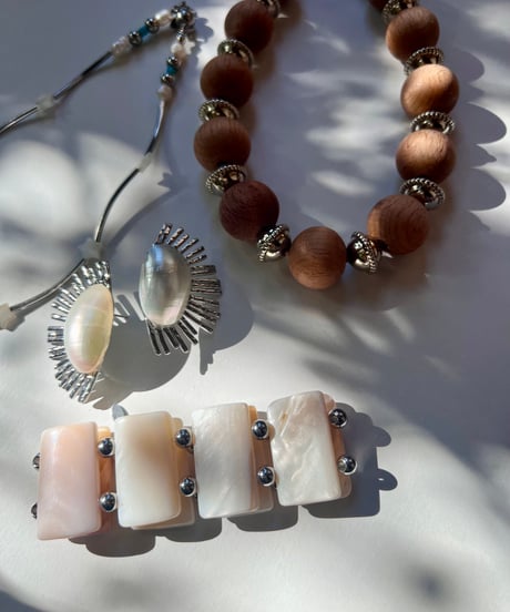shellglow bracelet