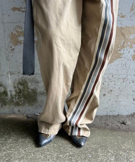 remake difference line pants C