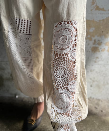 lace jogger pants A
