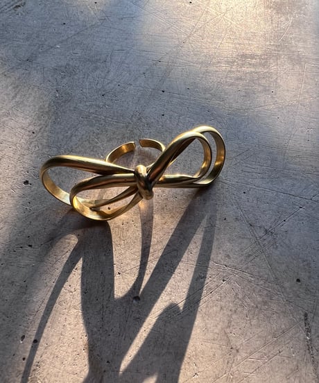 LIMINAL KNOT ring