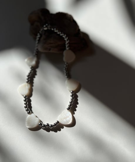 BIG HEART STATIC NECKLACE