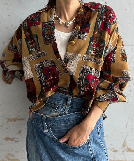 remake frill retoro  shirt