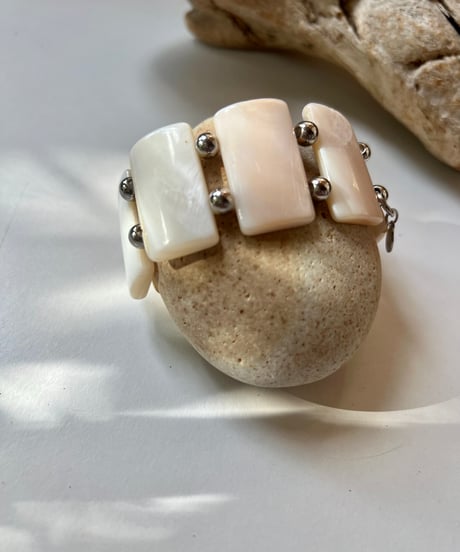shellglow bracelet