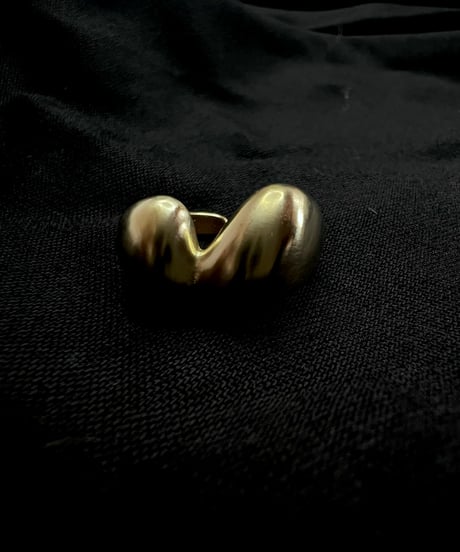 brass ring B