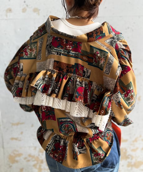 remake frill retoro  shirt