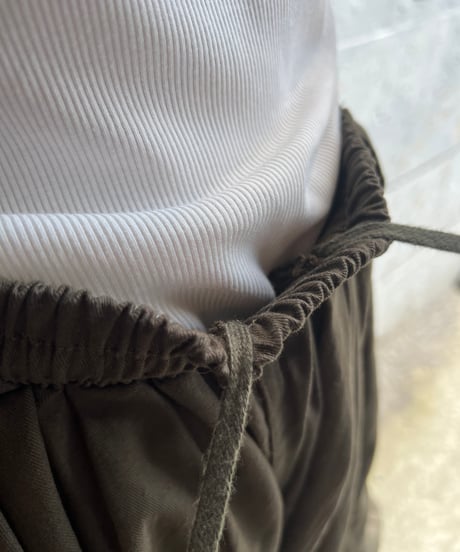 volume tuck pants