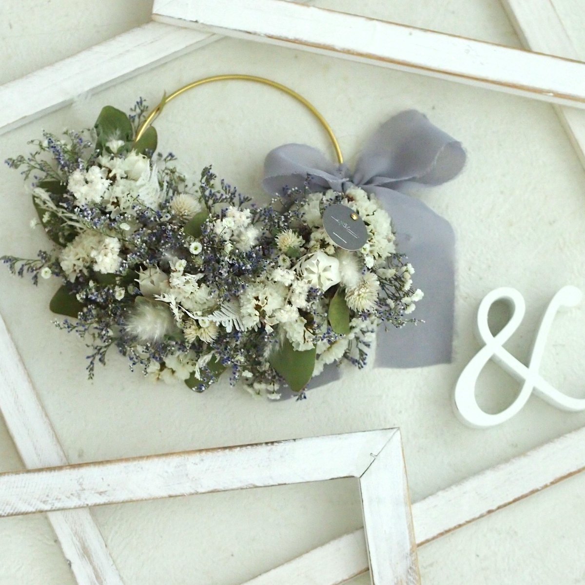 ホワイトローズの豪華特大スウィートリース♪ 大きなリース⭐︎白×ゴールド⭐︎ニューイヤーリース