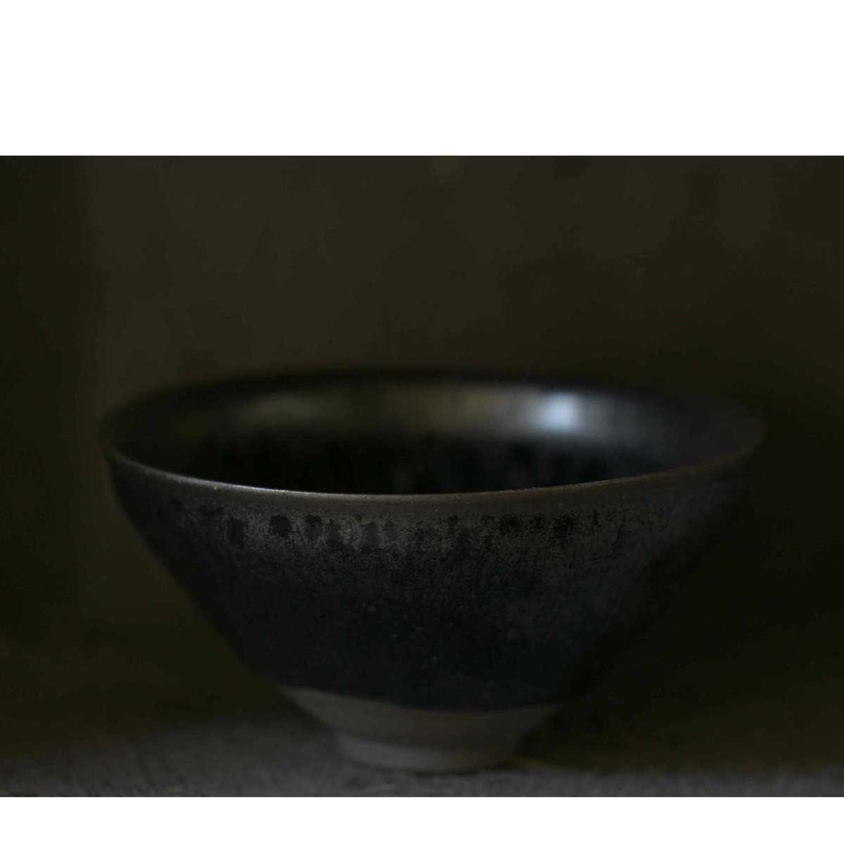西林学 黒斑天目茶碗（油滴系） | 日月長 hitukinagaku