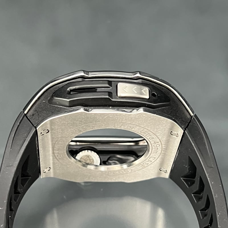 49mm シルバーステンレスケース/ラバーベルト | APPLE WATCHES