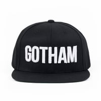 GOTHAM PLAIN SNAPBACK