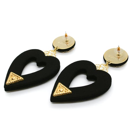 THE BLACK HEARTS