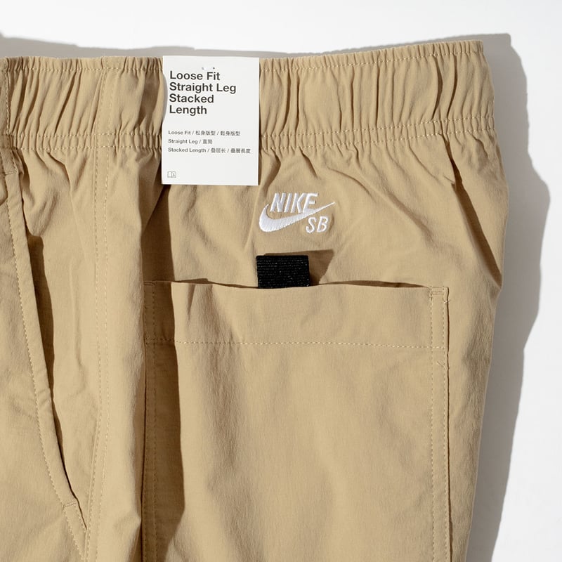 nike sb ダブルニーカモフラージュ スノーボードパンツナイロンパンツ NIKE SB ナイロンパンツ nike sb ダブルニーカモフラージュ