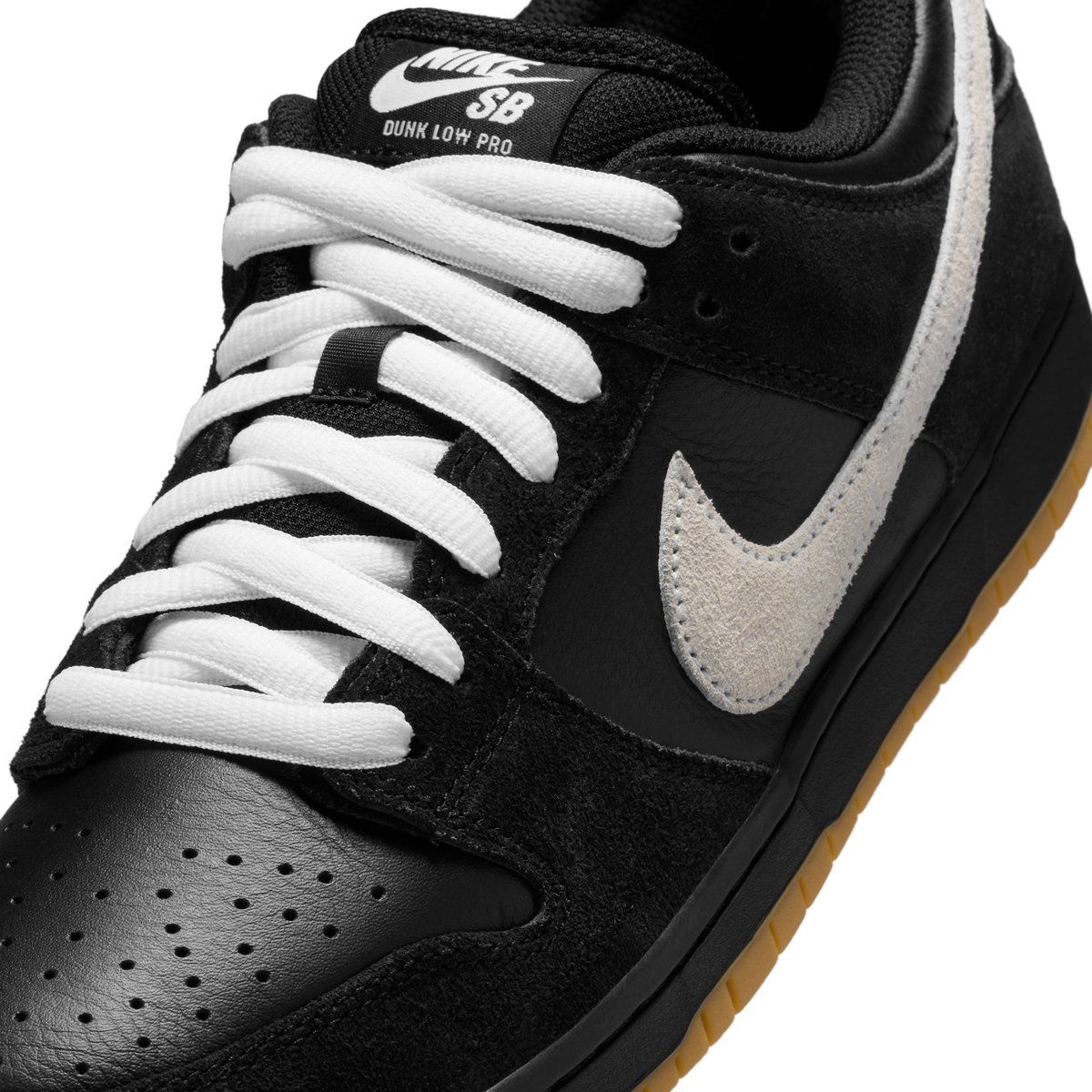 NIKE SB DUNK LOW PRO BLACK/WHITE/GUM | Hi5 SKAT