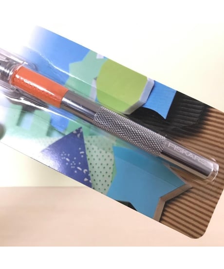 Fiskars アート ナイフ 15.5cm