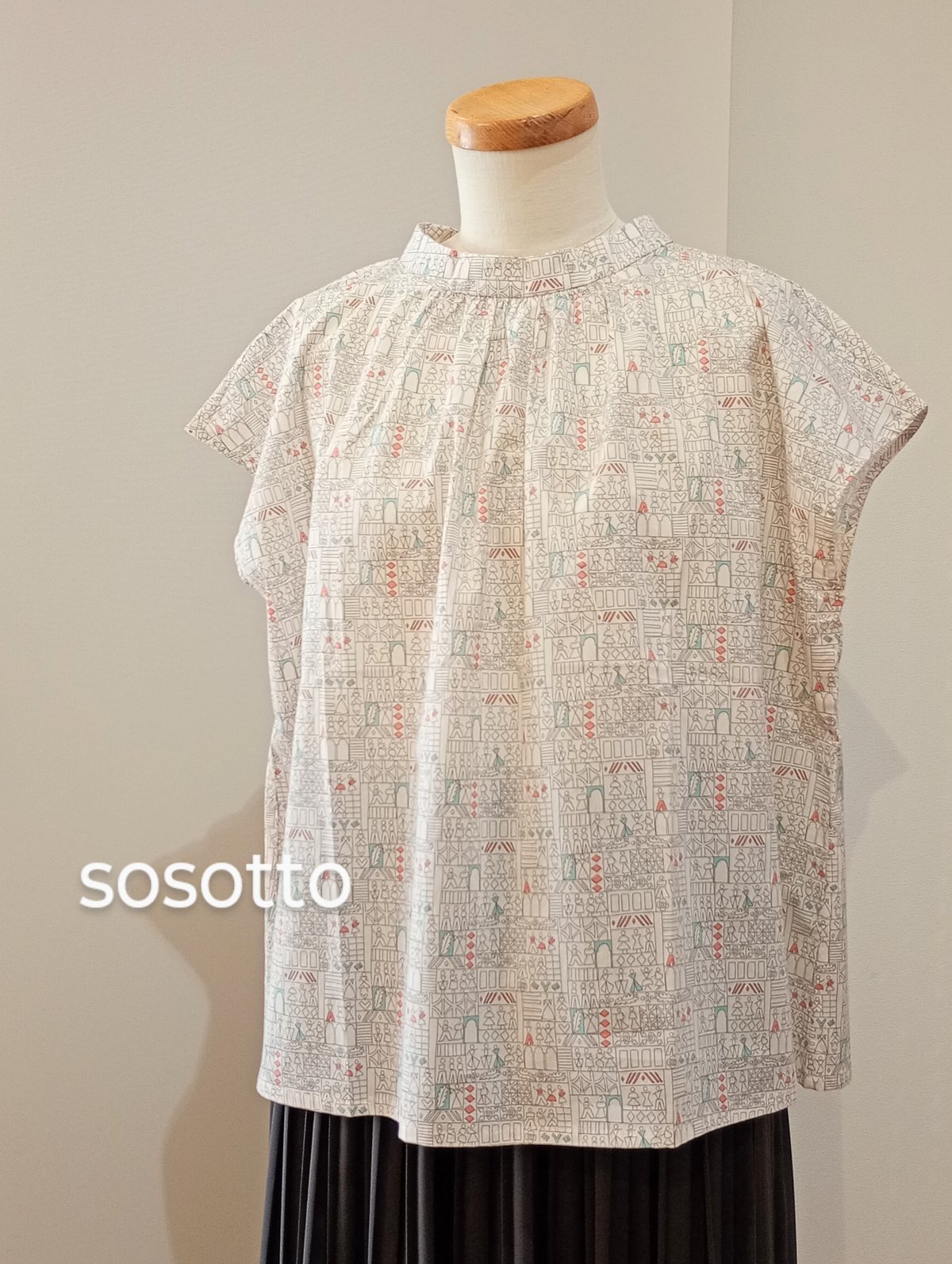 sosotto／LIBERTYタナローンスタンドカラーフレンチBL | mon favori｜