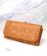 fes／ カウレザーメッシュがま口長財布
