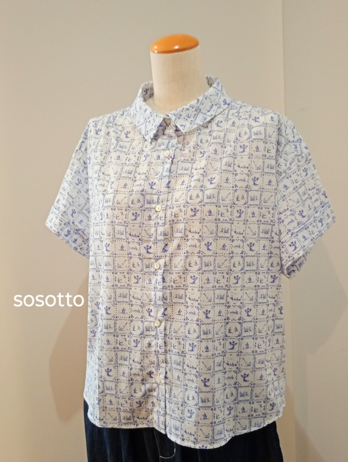 新品 ポンデシャロンリネンliberty袖折り返し半袖ブラウス sosotto 新品 ポンデシャロンリネンliberty袖折り返し半袖ブラウス