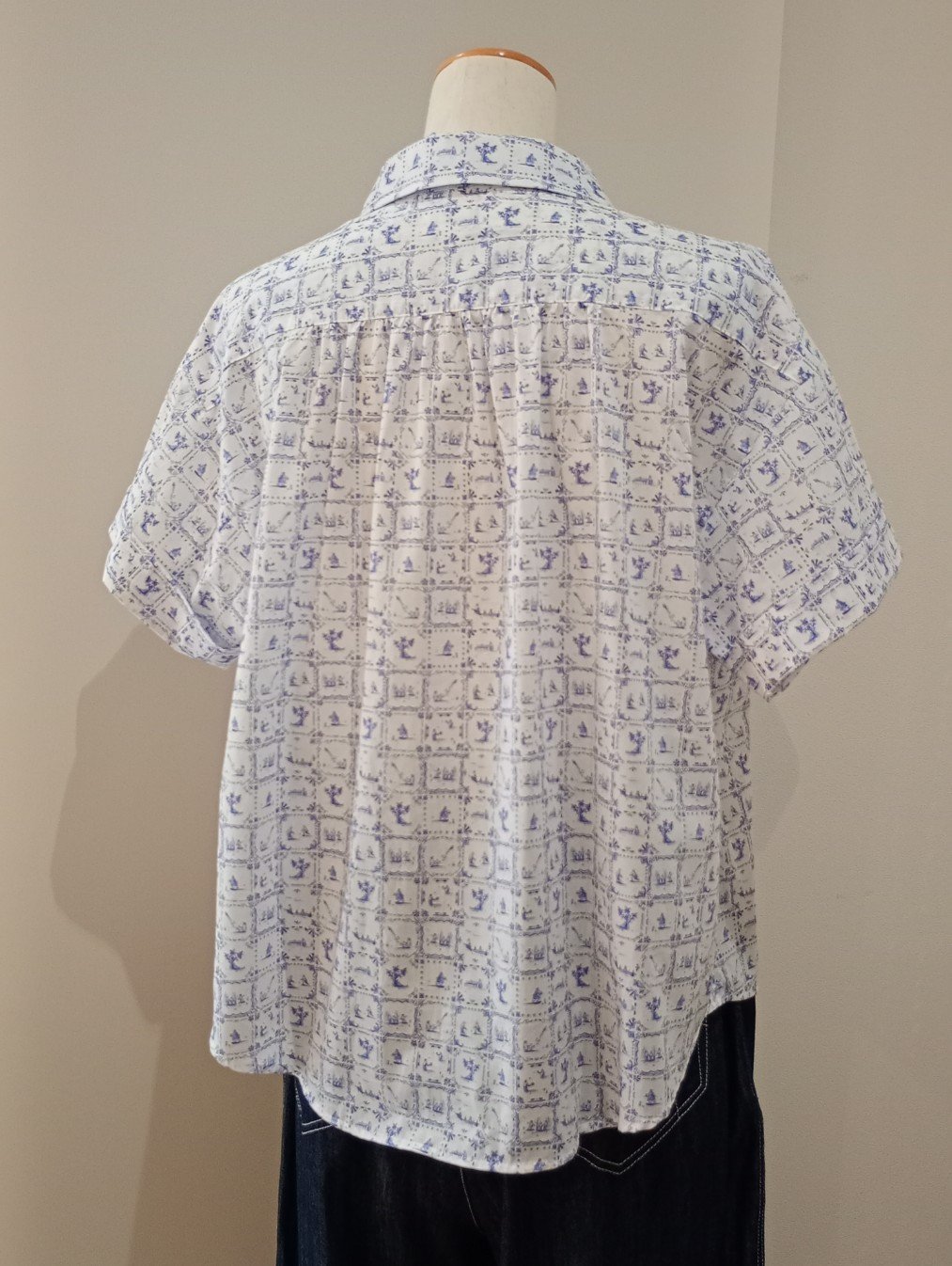 新品 ポンデシャロンリネンliberty袖折り返し半袖ブラウス sosotto sosotto／LIBERTYタナローン袖折り返し半袖ブラウス | mon