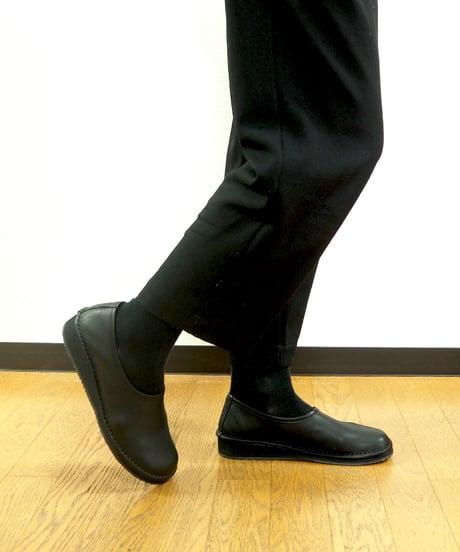 ramble comfort  スリッポンシューズ