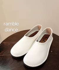ramble comfort／スリッポンシューズ／SNOW