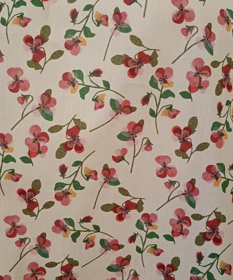 J.Sloane／LIBERTYロールネックプルオーバー