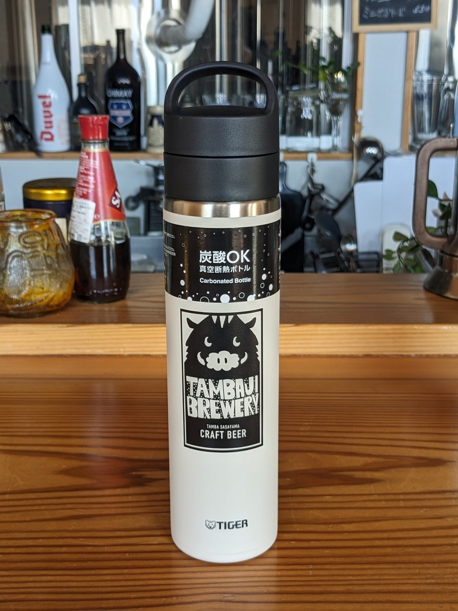 送料無料】炭酸OK真空断熱ボトル 600ml TIGER魔法瓶 丹波路