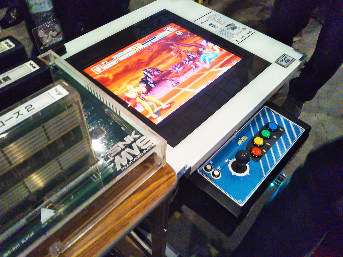 テーブル筐体風ガラステーブル(木製脚付属) | Gaming-KAGU Store テーブル筐体風ガラステーブル(木製脚付属) | Gaming-KAGU Store