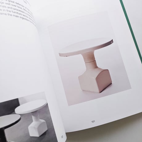 A LIFE IN DESIGN / Miguel Milá [SOFTCOVER]