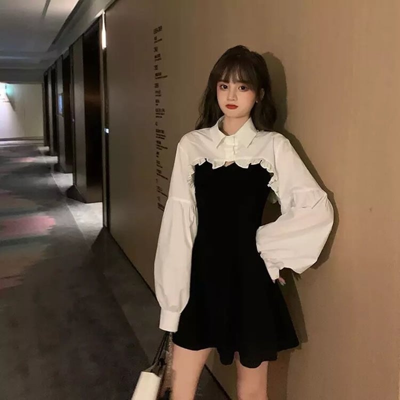 ☘️25秋新作 ♡ Aje アジュ 黒シャツミニワンピース 新品♡　028 セール】シャツレイヤード風ニットミニワンピース（ワンピース