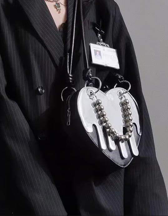 黒×シルバーハートのインク垂れバッグ | Fancy ☆World