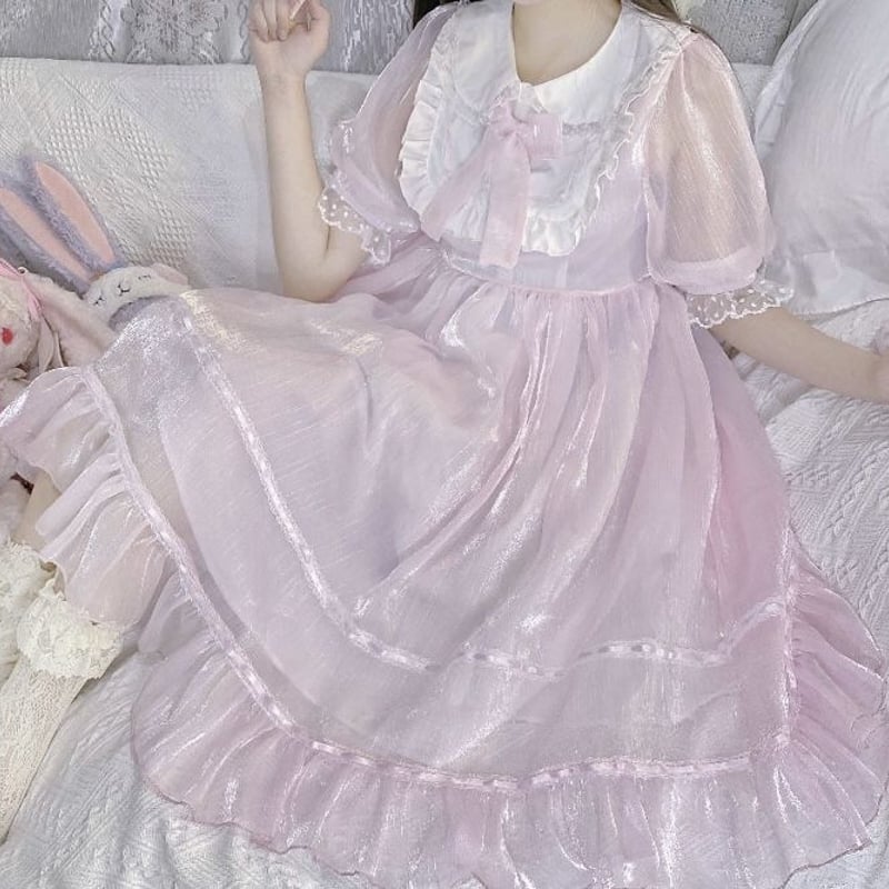 【25日まで】 ラパフェ ✫ 花柄 姫 ワンピース　ゆめかわ　姫 ゆめかわサテン風ワンピース | Fancy ☆World