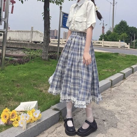 青チェックのカントリー風ロングスカート