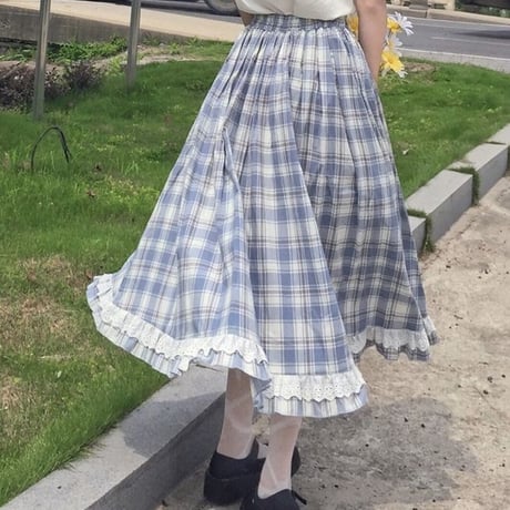 青チェックのカントリー風ロングスカート