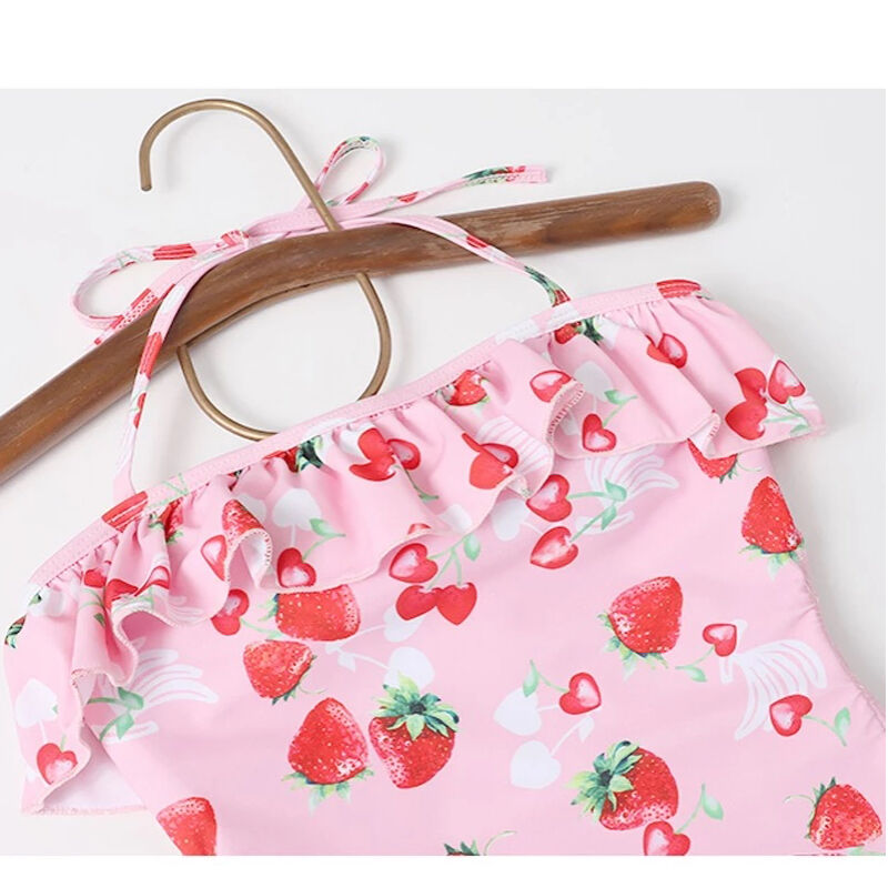 ピンクいちごなワンピース水着 | Fancy ☆World
