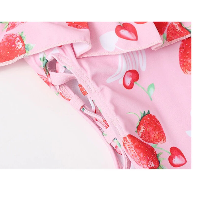 ピンクいちごなワンピース水着 | Fancy ☆World