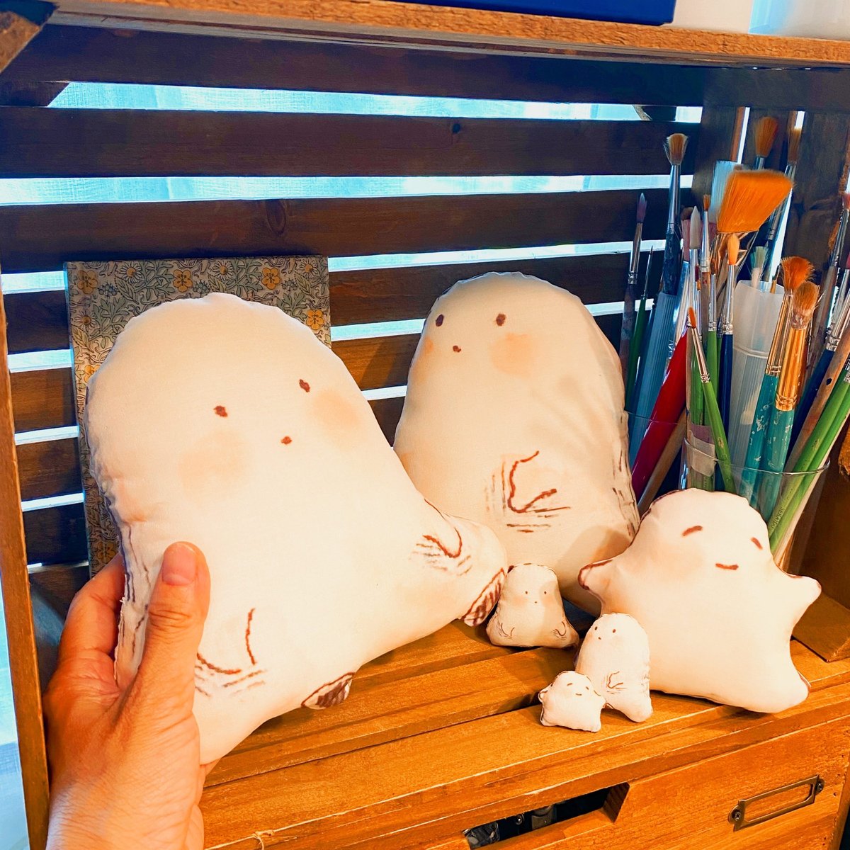 ハナブンさんのお人形さん2体　布人形　創作人形　体長8㎝・4㎝ ハナブンさんのお人形さん2体 布人形 創作人形 体長8㎝・4