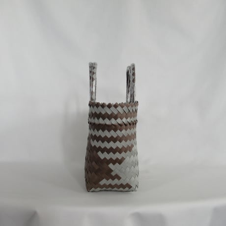 【8月24日(月)〜8月28日(金)発送】  Mekearibag No.16 (Size S) _Mocha Silver