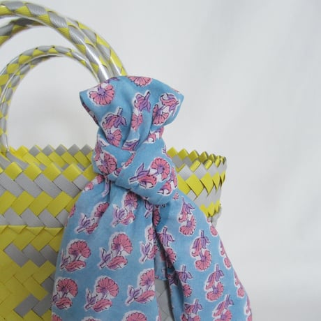 【6月15日(月)〜6月19日(金)発送】 Bag×Handkerchief［B］Mekearibag (Size : S) _Yellow Silver (cross)