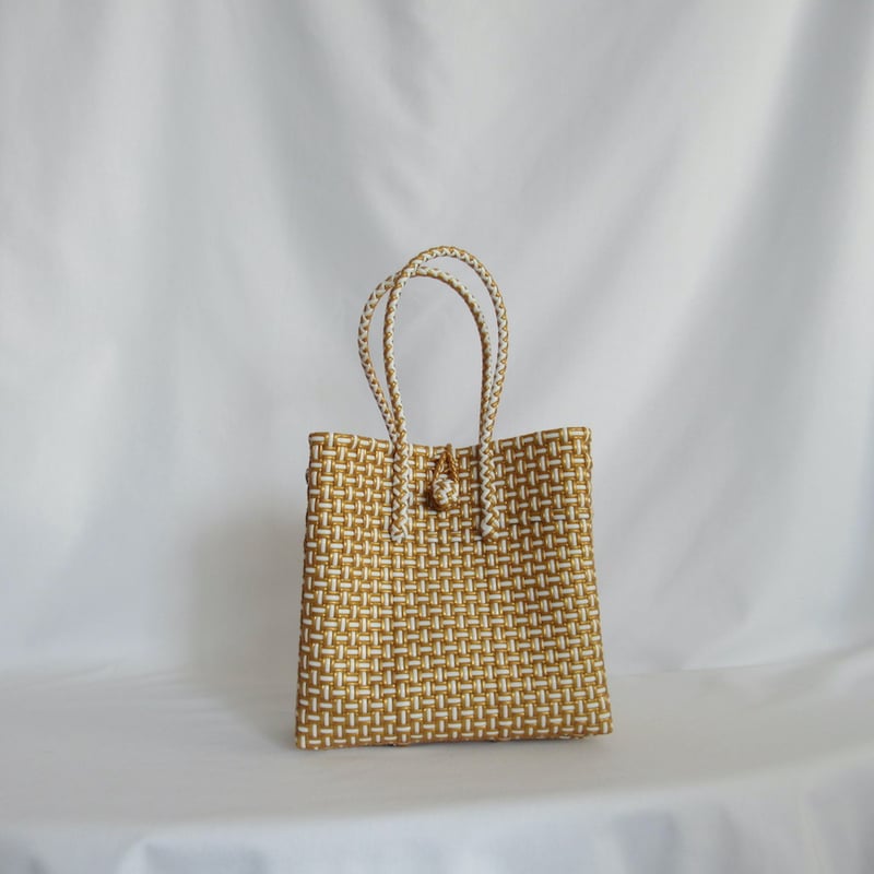 メケアリサ gummy bag M ＆ハンカチーフ 7月28日(月)〜8月1日(金