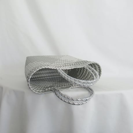 【8月31日(月)〜順次発送】 Mekearibag No.26 (Size: M) _Silver × Gomashio