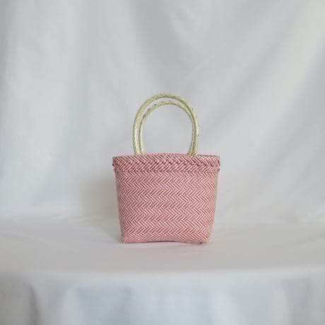 CATEGORY XS | MEKEARISA