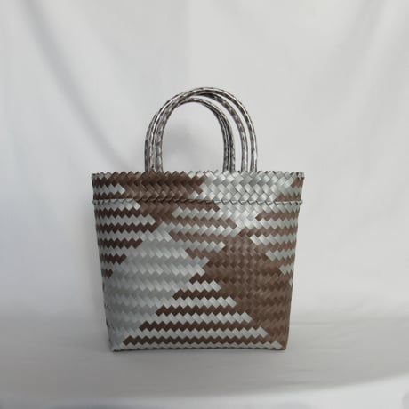 【6月29日(月)〜7月3日(金)発送】 Mekearibag No.18 (Size: M) _Mocha Silver