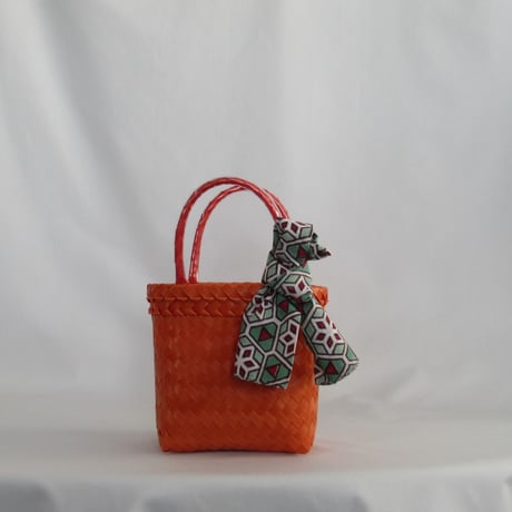 メケアリサ　メケアリバッグmサイズ 2025年最新】メケアリバ mの人気アイテム - メルカリ