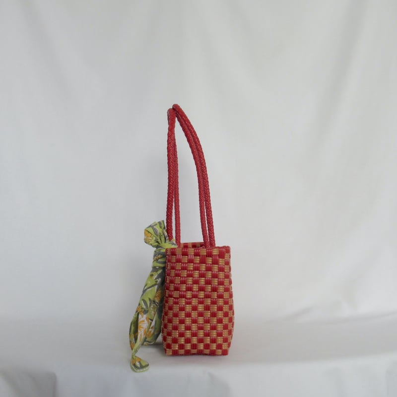 1月13日(火)〜1月16日(金)発送】 Bag×Handkerchief［Q］Panini